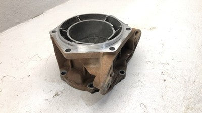 03 Cadillac Escalade Transfer Case Adapter Oem Tranission Spacer 15724744-Ydc-5
