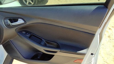 15-18 Ford Focus Passenger Right Front Door Trim Panel With Switches Black Yw