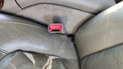 1998-2001 Olds Bravada Driver Left Front Seat Belt Buckle Receiver Pewter 922