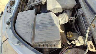 02-05 Pt Cruiser Complete Air Intake Cleaner Filter Box Housing With Tube 2.4L