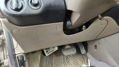 1995-1997 Ford Contour Lower Dash Under Column Knee Bolster Trim Panel Ul Tan