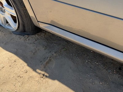 04-05 Srx Passenger Right Lower Rocker Panel Moulding Side Skirt Oem Silver 42U