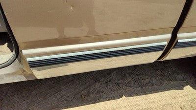 1997 Silverado 2500 Driver Left Rear Moulding On Cab Panel Oem