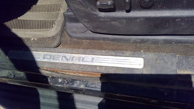 2007 Yukon Xl Denali Driver Left Lower Sill Step Trim Panel Oem