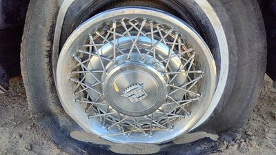 1980-1984 Deville Sedan Hub Cap Wheel Cover Oem