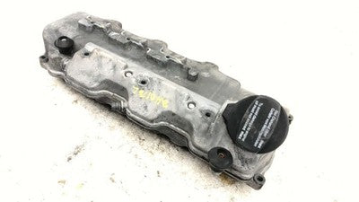 2001-2005 Mercedes C240 Front Valve Cover Driver Left Oem 2.6L 1120100530