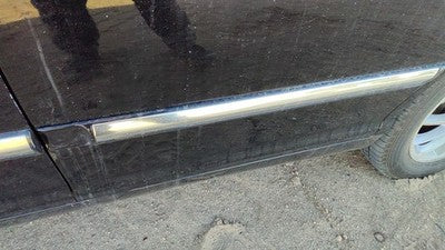 04-05 Hyundai Xg350 Driver Left Rear Moulding From Door Back Trim Strip Black