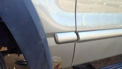 02-05 Ford Explorer Driver Left Moulding From Fender Trim Strip B2 Harvest Gold