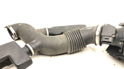 03-04 Town Car Complete Air Intake Cleaner Filter Box Housing With Tube Oem 4.6L