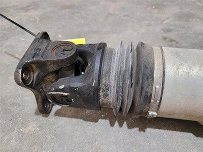 2002-2004 Isuzu Axiom Rear Drive Shaft 4Wd Drive Line Oem 8972321713