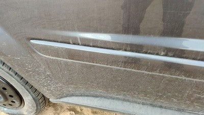 05-09 Equinox Passenger Right Rear Moulding From Door Back Trim Granite Gray 44U