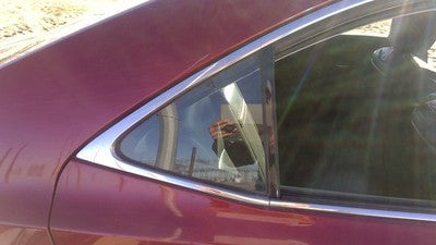 10-12 Hs250h Hybrid Passenger Right Rear Vent Window Back Door Glass With Frame