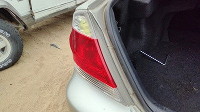 2005-2006 Toyota Camry Driver Left Tail Light Brake Lamp Oem Rear 8156006220