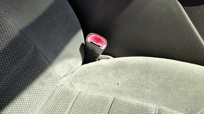 2002-2005 Ford Explorer Passenger Right Front Seat Belt Buckle Receiver Gray Tt
