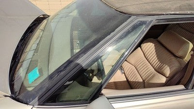 91-96 Park Ave Ultra Driver Left Front Vent Window Small Door Glass With Frame