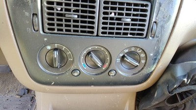 2002-2006 Ford Explorer Temperature Control Module In Dash Heater Ac Head Unit