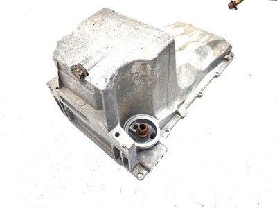 1999-2006 Sierra 2500 Hd Engine Oil Pan With Pickup Tube Oem 6.0L 12579273