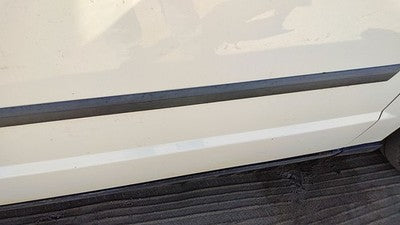 2008 Dodge Grand Caravan Passenger Right Front Moulding From Door Oem Trim Strip