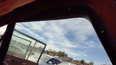 1984 Jeep Grand Wagoneer Passenger Right Inner Quarter Glass Trim Oem