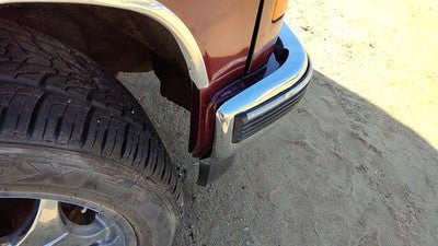 1992-00 Gmc Yukon Passenger Right Moulding From Fender Oem Trim Strip Maroon