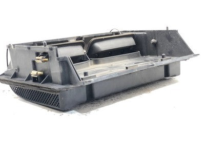 1997-2003 Audi A8 Blower Motor Air Inlet Assembly Cover Housing Heater Housing