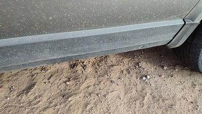 1998-2005 Vw Passat Driver Left Rear Lower Moulding From Door Back Trim Strip