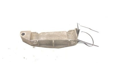2001 Chrysler Pt Cruiser Transmission Mount Bracket Oem Bracket 2.4L At