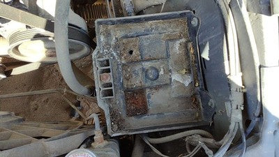 1999-2004 Ford Mustang Complete Battery Box Mount Tray With Hold Down Oem 3.8L