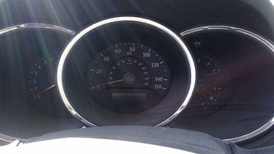 2011-2013 Kia Sorento Speedometer Cluster Instrument Gauges Panel Oem Dash