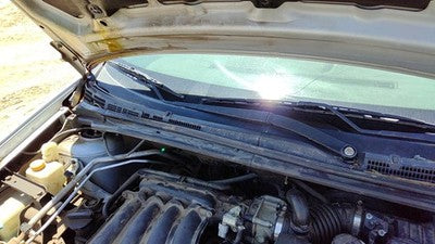 2010 Nissan Sentra Sr Windshield Wiper Cowl Vent Trim Panel Oem Cover