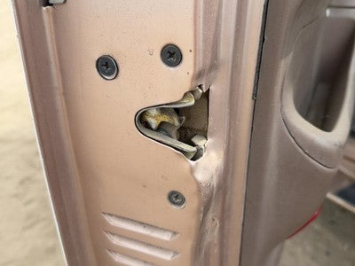 1997-1998 Ford F250 Driver Left Front Door Latch With Rods/Cables Oem
