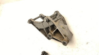 1989 Chevy Camaro Mount Bracket Set For Ac Compressor Oem 2.8L 14102584