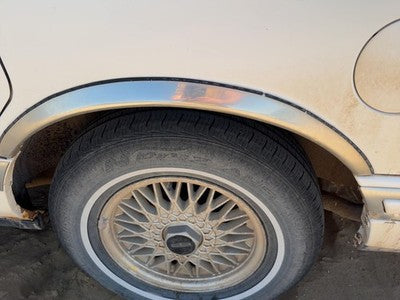1994 Lincoln Town Car Driver Left Rear Wheel Flare Moulding Oem Back