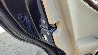 2010-2013 Mercedes C300 Driver Left Rear Door Latch With Rods/Cables Oem Back