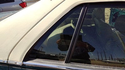 98-04 Seville Passenger Right Rear Vent Window Back Door Glass With Frame