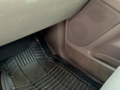 2001 Chevy Suburban Passenger Right Lower Kick Trim Panel Oem Tan 52I