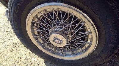 1984-1985 Olds 88 15" Wheel Cover Oem Wire Type Hub Cap Factory Spoke Design