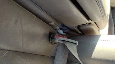 2003 Lincoln Town Car Driver Left Front Seat Belt Buckle Receiver Oem Gray
