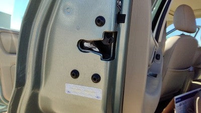 2004-2007 Ford Escape Driver Left Rear Door Latch With Rods/Cables Oem Back