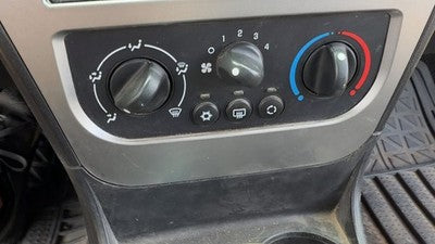 2006-2007 Saturn Ion Temperature Control Module In Dash Heater Ac Head Unit Oem