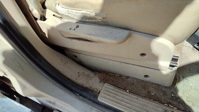 Suzuki Grand Vitara Xl-7 Passenger Right Side Seat Trim Panel Oem Tan