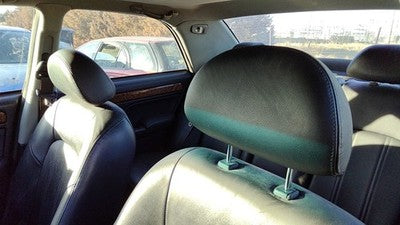 2004-2005 Hyundai Xg350 Pair Of Front Headrests Oem Left Right Set Seat Black