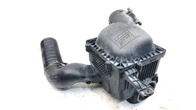 2013-2018 Dodge Ram 4500 Air Cleaner Filter Box Oem Intake Housing 6.7L Cummins