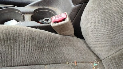 2002-2005 Legacy Outback Driver Left Front Seat Belt Buckle Receiver Oem Tan