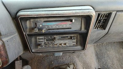 1987-1991 F250 Pickup Trim Bezel Around Radio Surround Dash Panel Oem