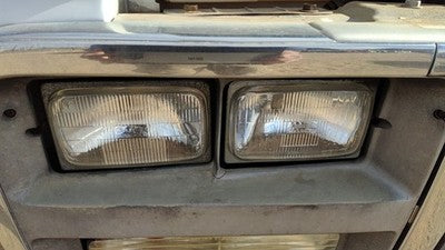 1992-1996 Gmc Van 3500 Passenger Right Head Light Set Oem Front Lamp 15685968