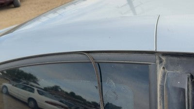 2007 Saturn Ion Passenger Right Rear Moulding On Quarter Panel Oem Silver 13U