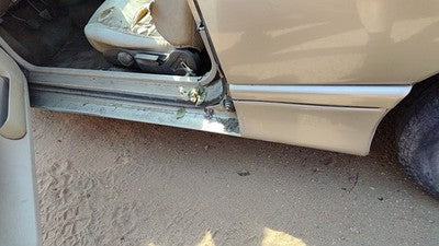 93 Saturn Sc2 Coupe Driver Left Lower Rocker Panel Moulding Side Skirt Oem Gold