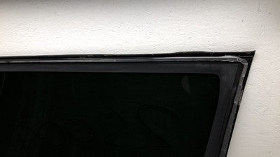 1992-99 Chevy Suburban Driver Left Rear Quarter Glass Back Side Window Oem