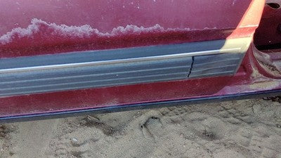 1990 Olds 88 Passenger Right Rear Moulding From Door Oem Back Trim Strip